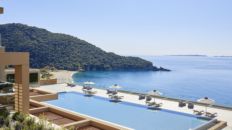 Elix, Mar-Bella Collection